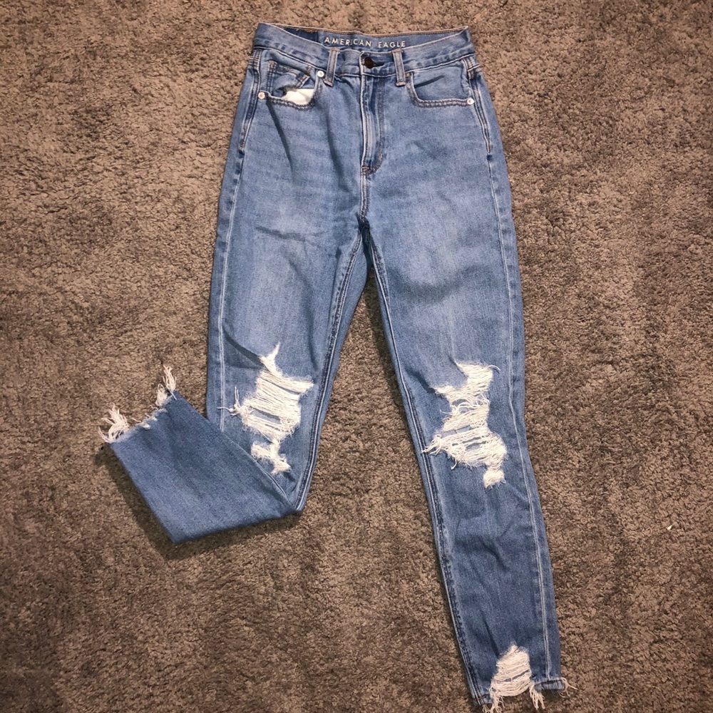 COPY - American Eagle Mom Jeans